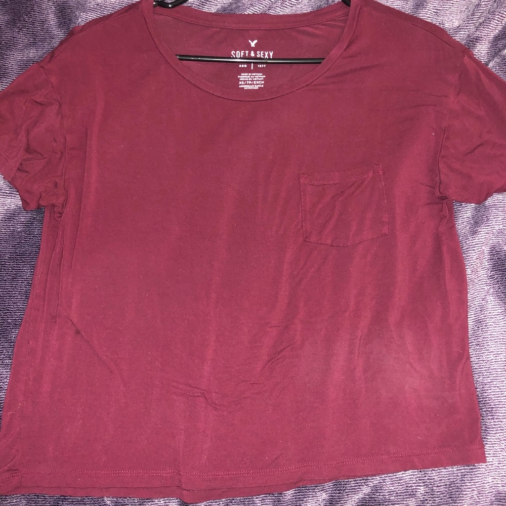 American Eagle tops